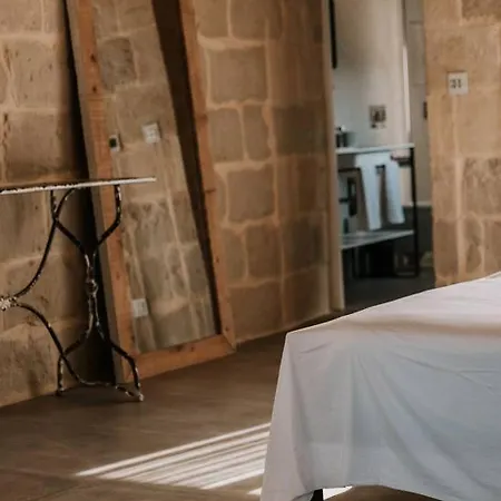 Blissful 4-bedroom With Pool 别墅 加斯利