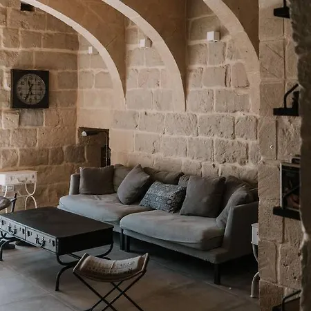 Villa La Mola Gozo Luxury Villa With Private Pool & Sunset Views *