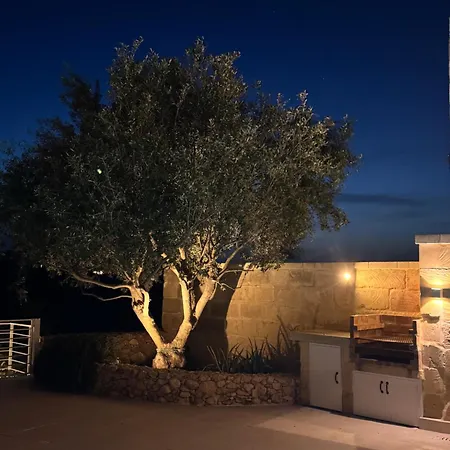 Villa La Mola Gozo Luxury Villa With Private Pool & Sunset Views Għasri